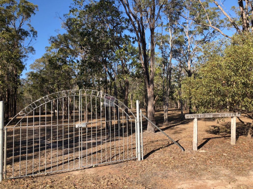Gates at South Isis Cemetery