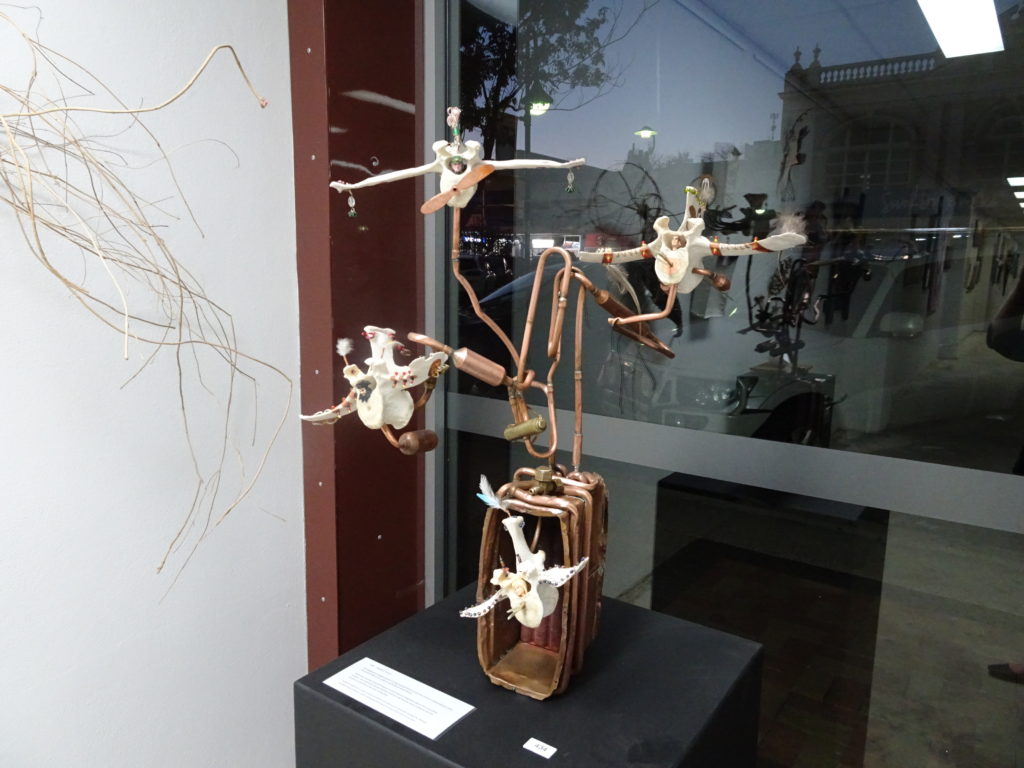 Gabrielle McDonald Bundaberg Arts Prize β19 Outback Avatar.