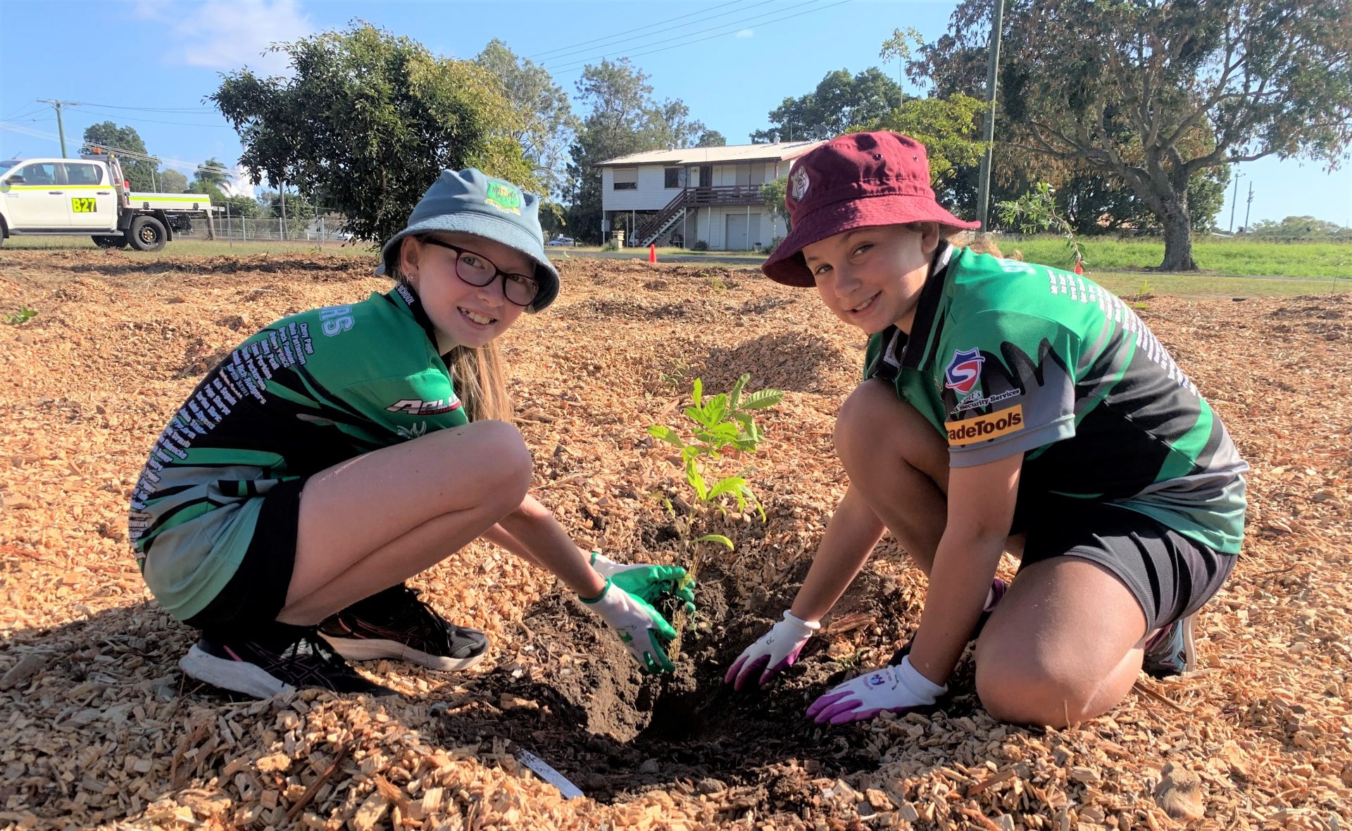Students branch out for National Schools Tree Day – Bundaberg Now