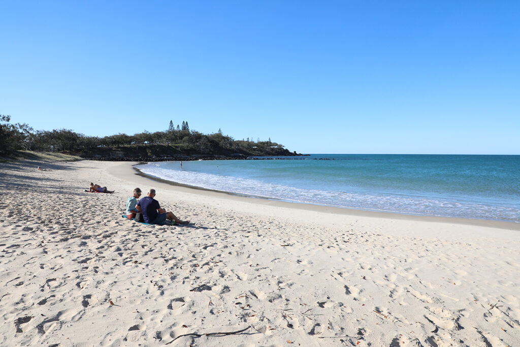 mild temperatures weekend