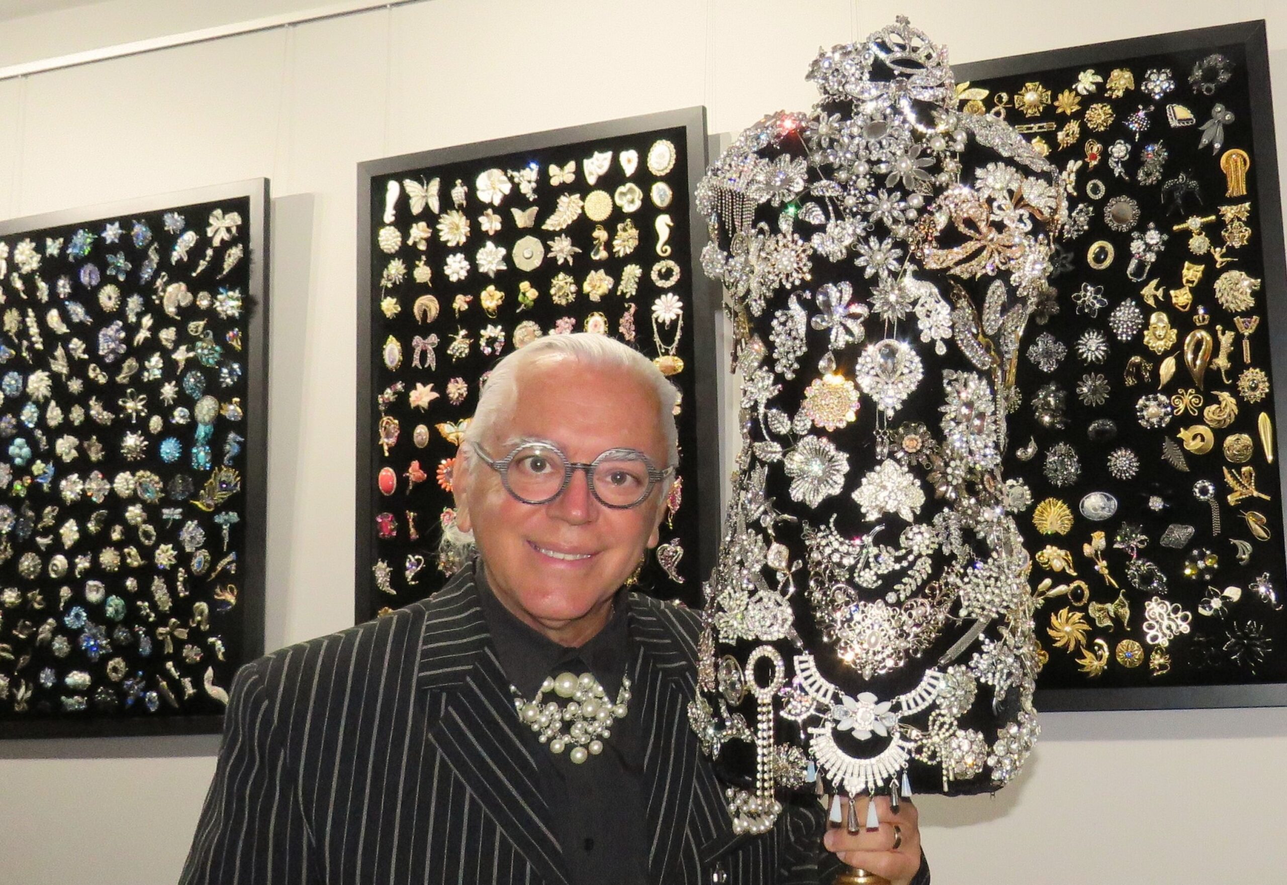 Treasured collection of brooches on show – Bundaberg Now