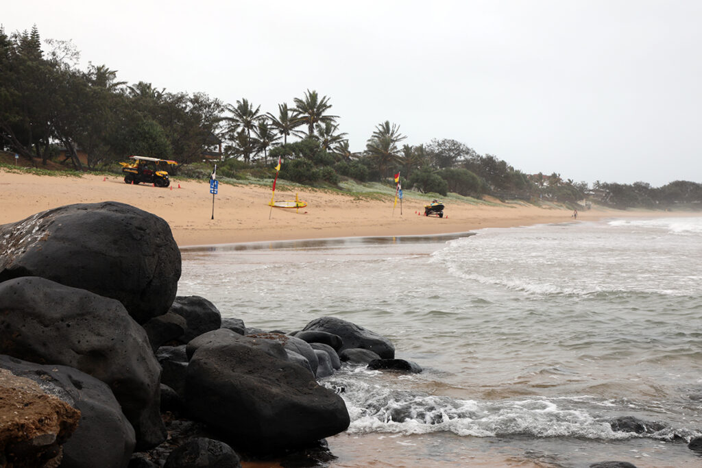 warm muggy beaches Christmas