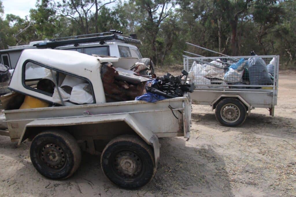 Bundaberg 4WB club cleans up.