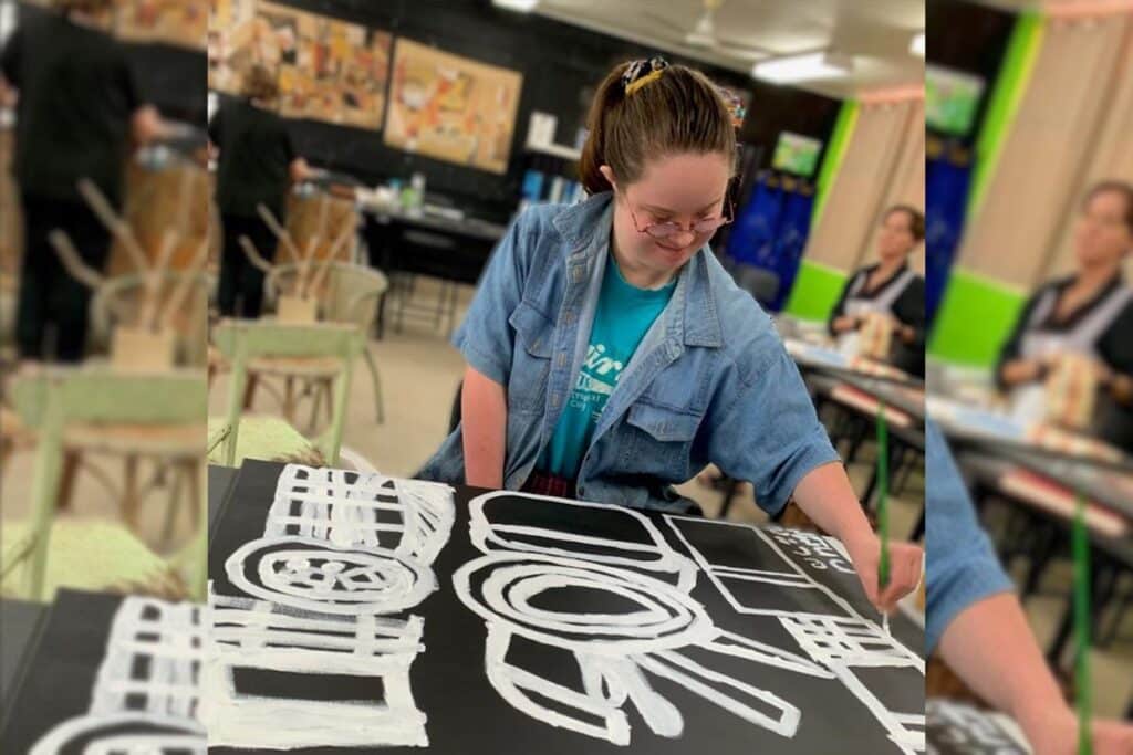 Artist Jana Connolly in action