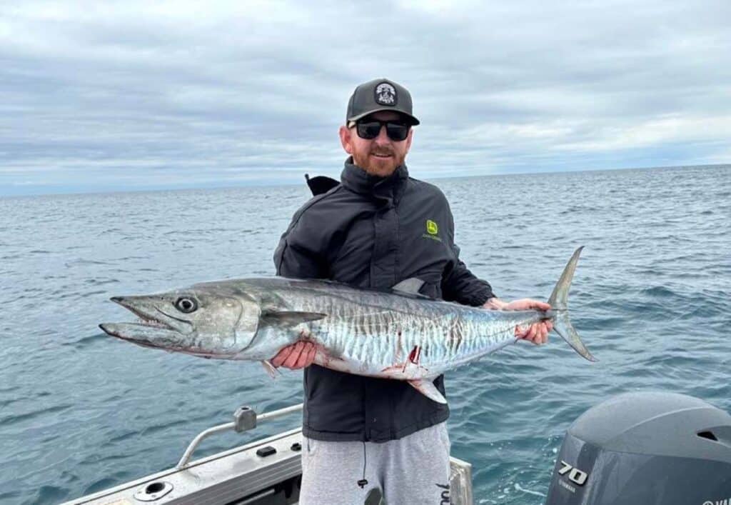 offshore fishing red hot