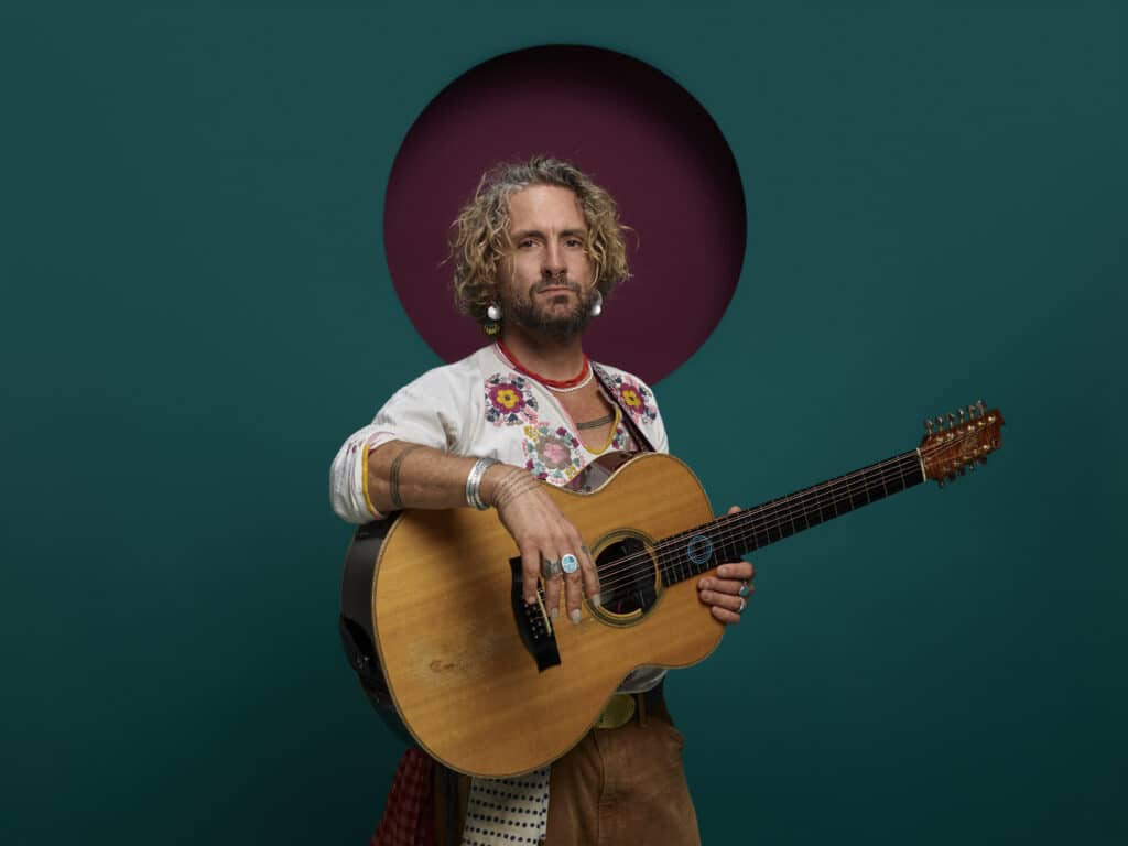 The release on September 5 of John Butler’s deeply personal new studio album ‘PRISM’, will also mark the first date he begins his PRISM Tour.