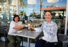 Casa Menta owner Nerida Spoor and Mayor Helen Blackburn.