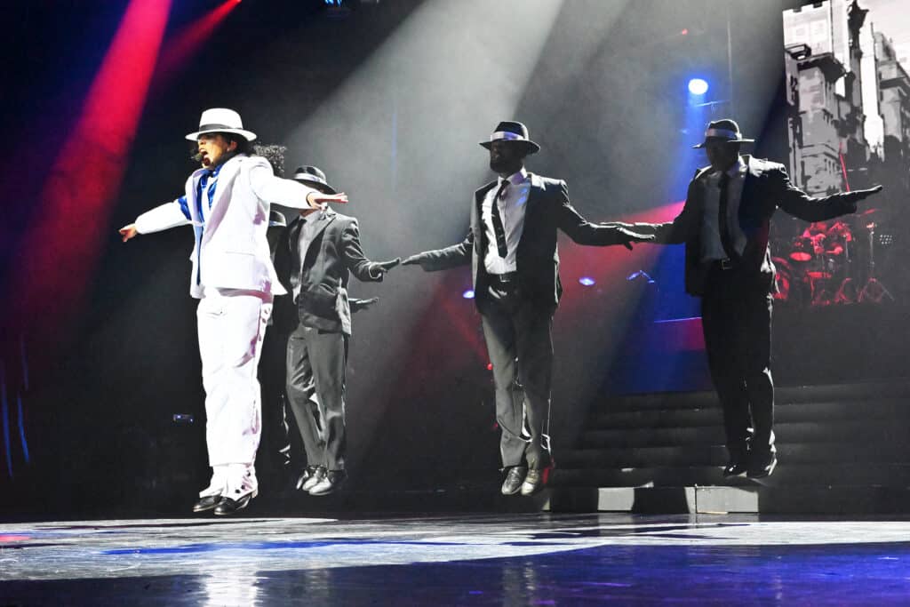 Garth Field is electrifying in his role as Jackson, accompanied by a live band and choreographed dancers.