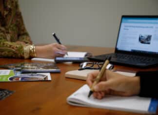 Free grant workshop coming to Gin Gin The Gin Gin Grants Workshop will be on Thursday 24 September from 9 to 11 am at the Gin Gin Neighbourhood Centre.