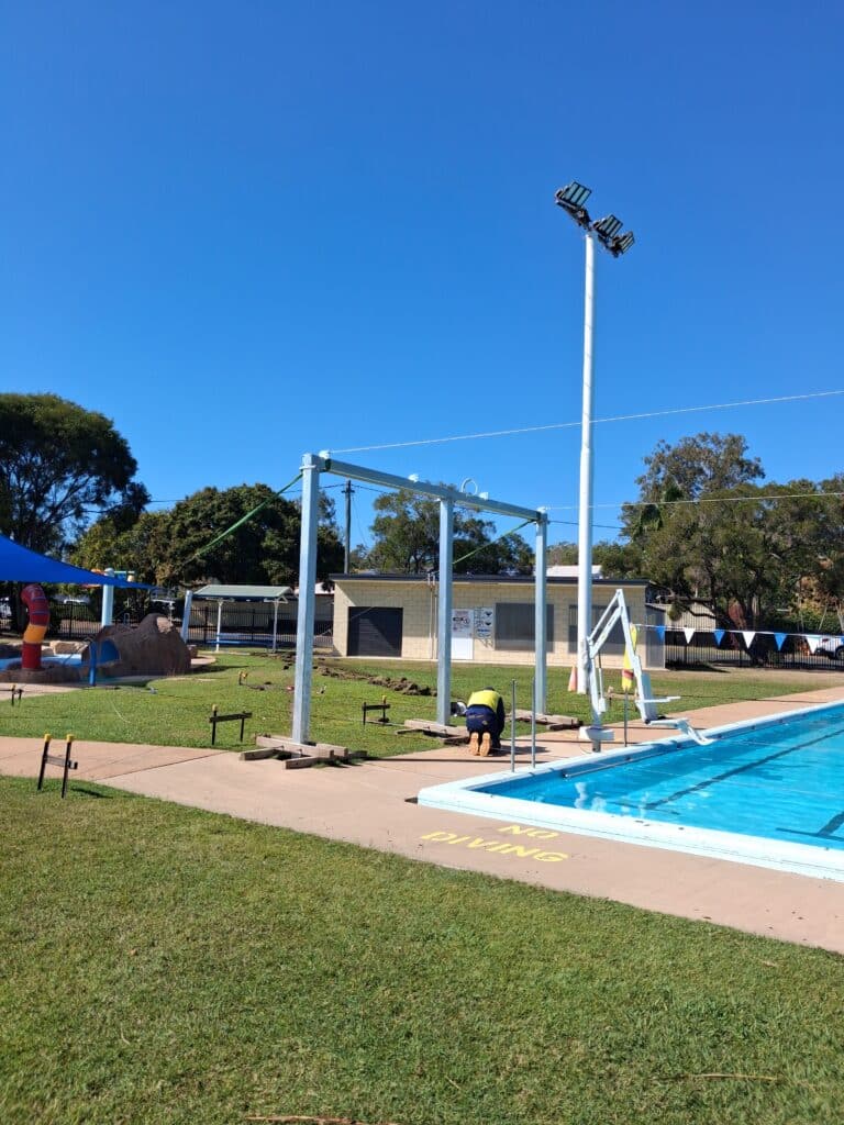 Works to install motorised shade at Gin Gin swimming pool are underway ahead of its reopening on 19 September.