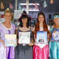Paint Gin Gin REaD - The Rustic Cafe Gin Gin - Deb, Donna, Bri and Chelle